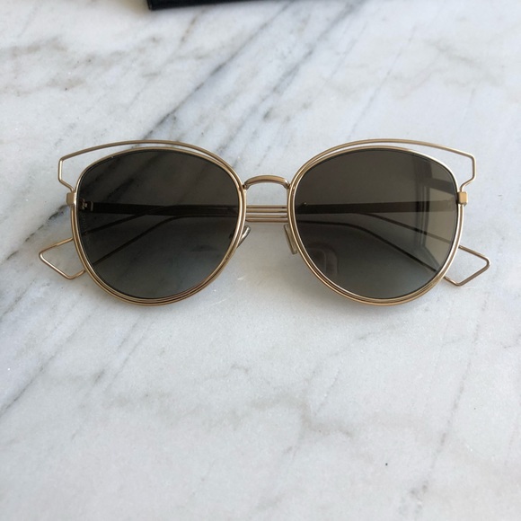 DIOR sunglasses Authentic - Picture 3 of 6